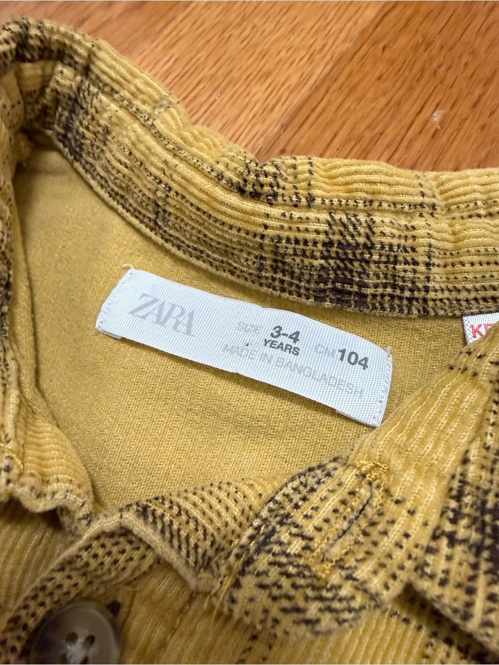 Zara Button Down Shirt - Picture 2 of 3